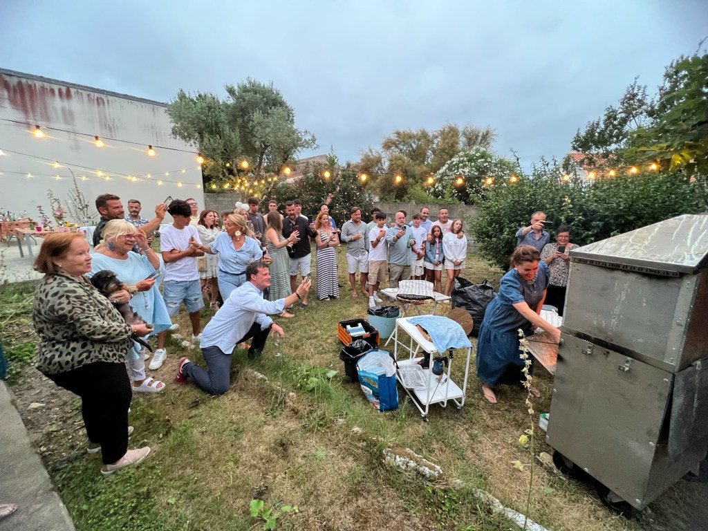 Éclade dans un jardin sur l’île d’Oléron 